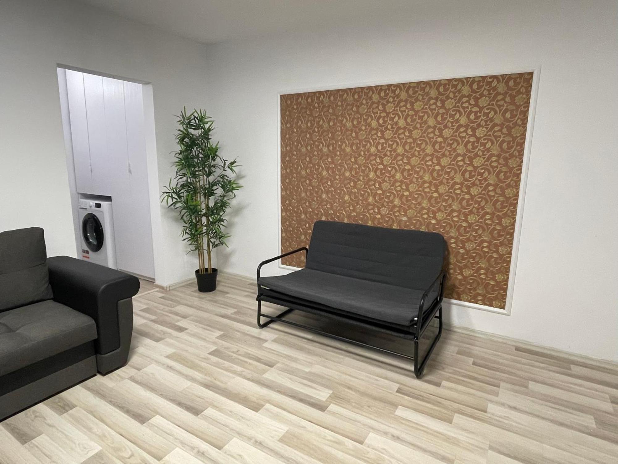 Grove Apartment Buzău Eksteriør billede
